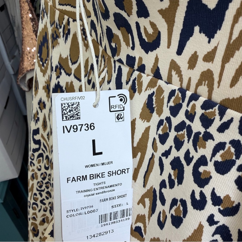 FARM Rio X ADIDAS | Oasis Night Animal Print Elastic Pull-on Stretch Bike Shorts - Picture 12 of 13